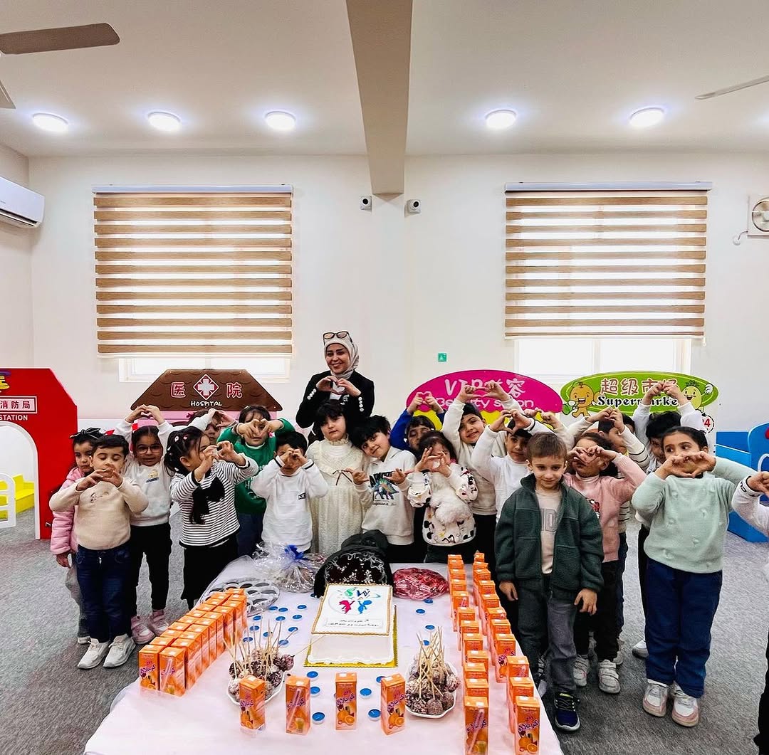 الأطفال أثناء العرض التقديمي